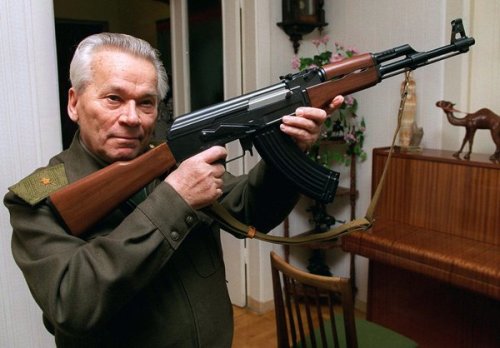 Kalashnikov with his creation (kind of).